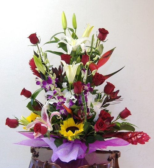 Floral Arrangement, Tropical Arrangement, Exclusive Design, Romantic Gift, I Love You, Romance Flowers, Romantic Flowers, Get Well Soon, Graduation Gift, Thinking of You