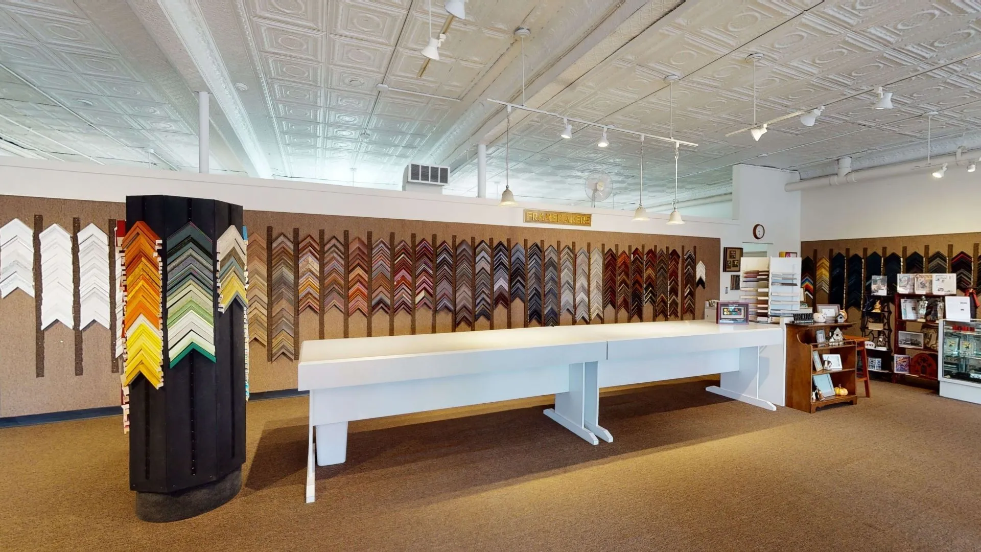 framemakers-interior-picture-highlight