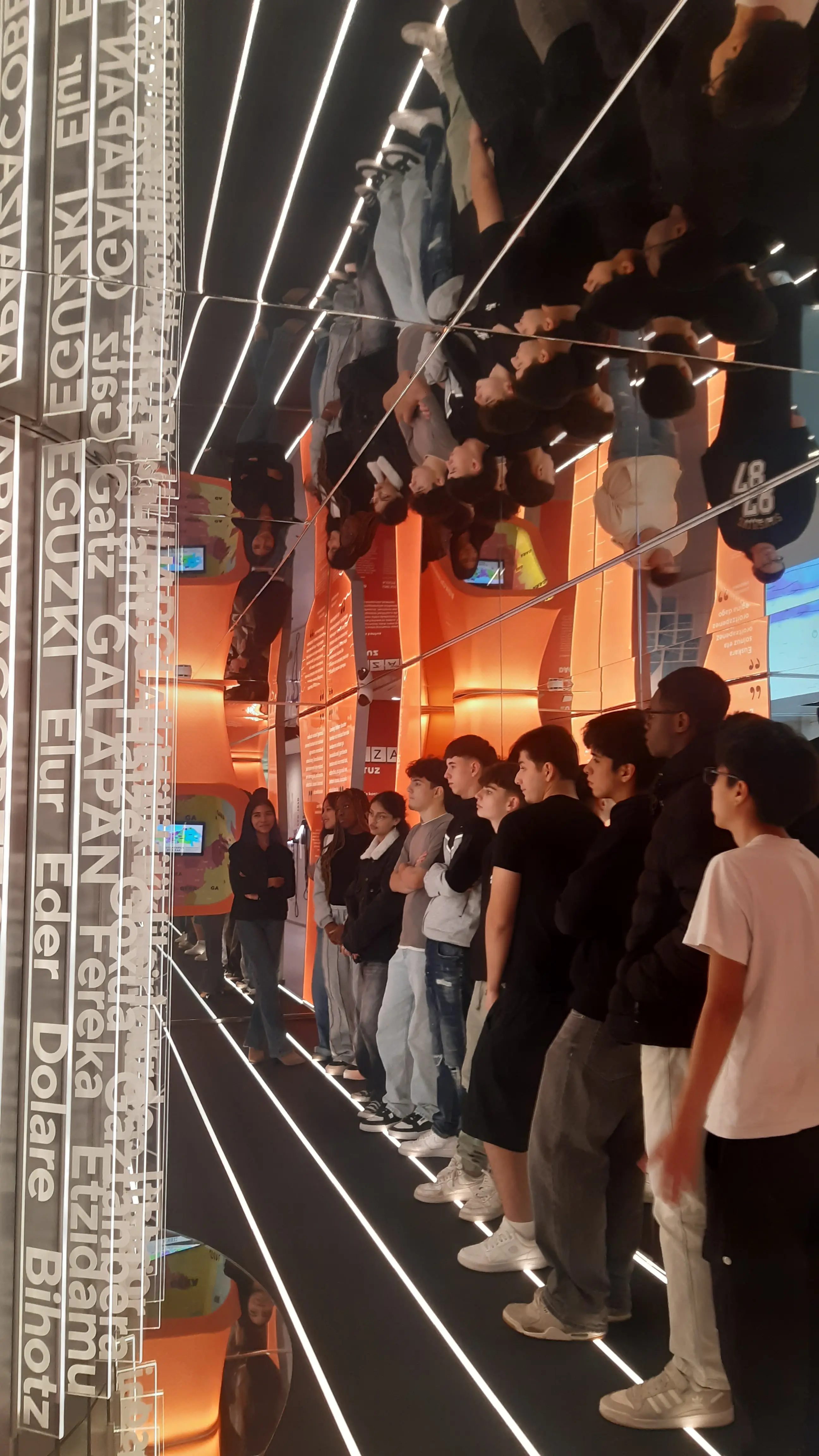 Euskararen Etxea _ ZABALBURU Ikastetxea