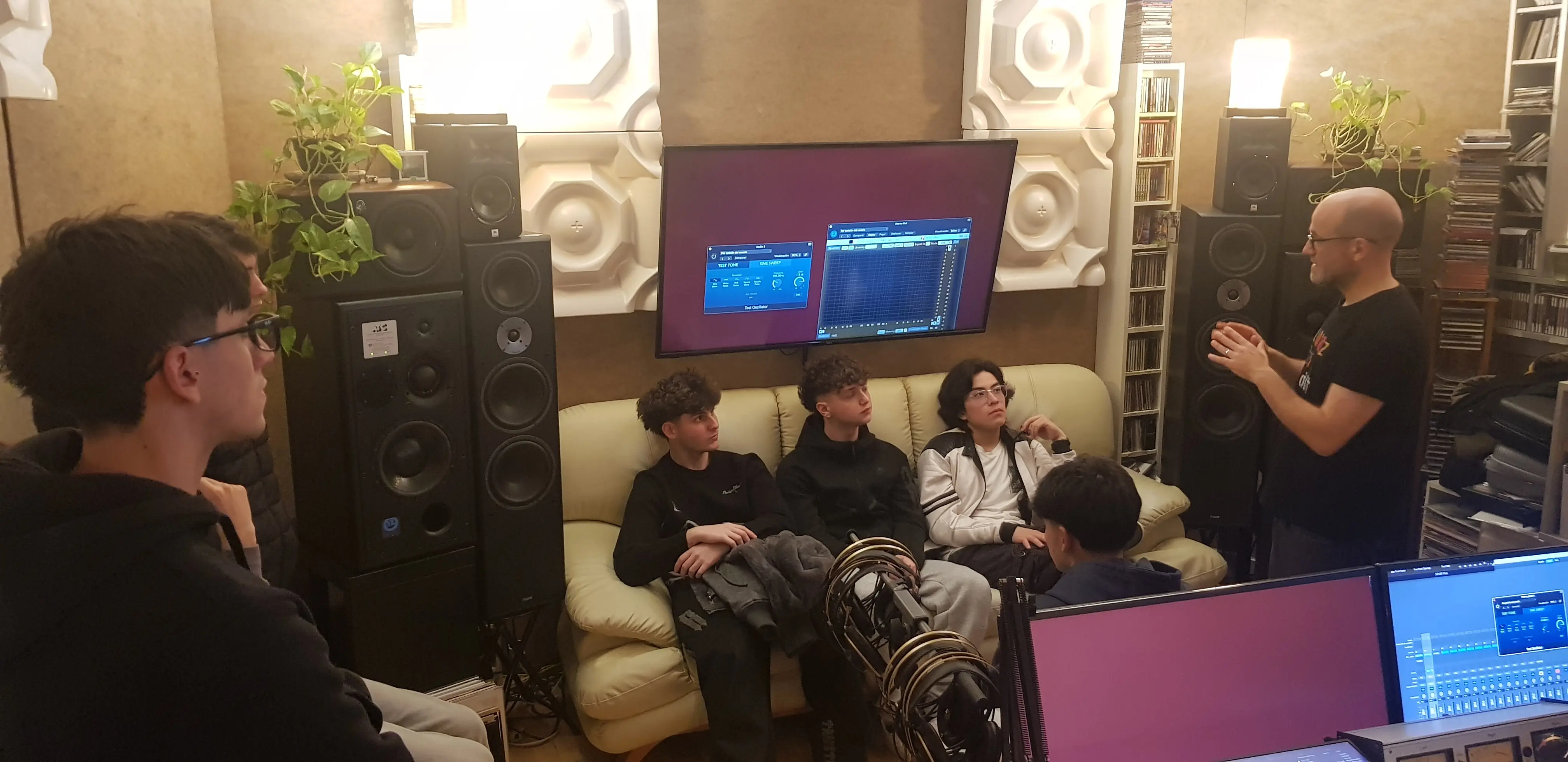 Estudios Euridia - Sistemas de Telecomunicaciones e Informáticos