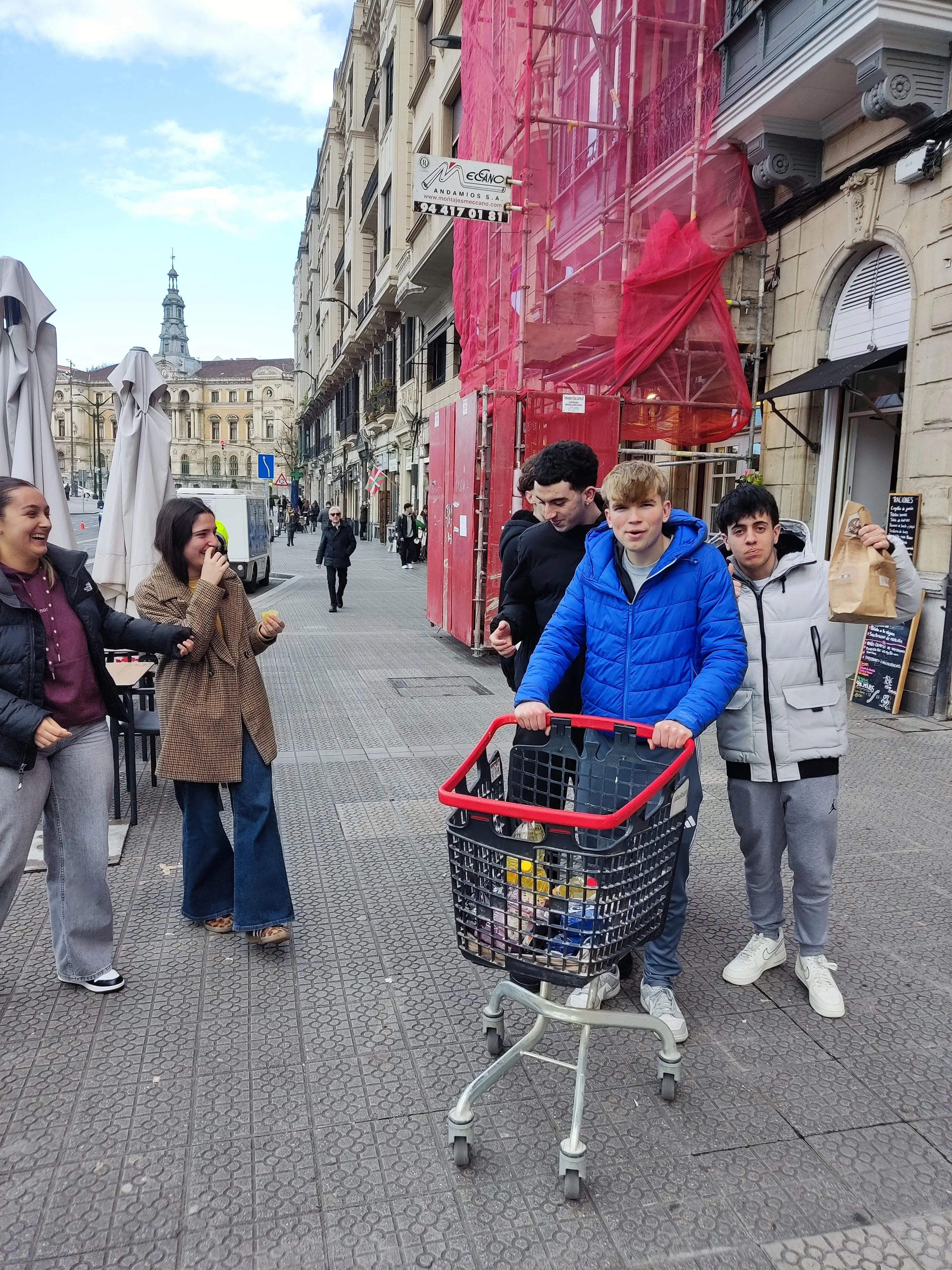 ZABALBURU con ZAPOREAK