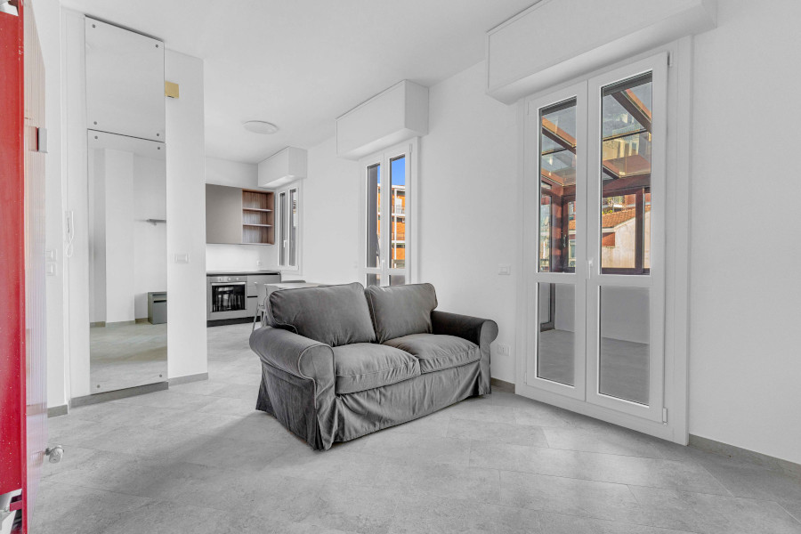 Appartamento ristrutturato con terrazzo in zona Arco della Pace