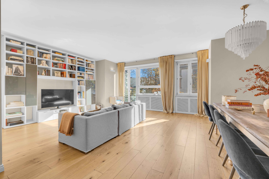 Quadrilocale ristrutturato in zona Washington