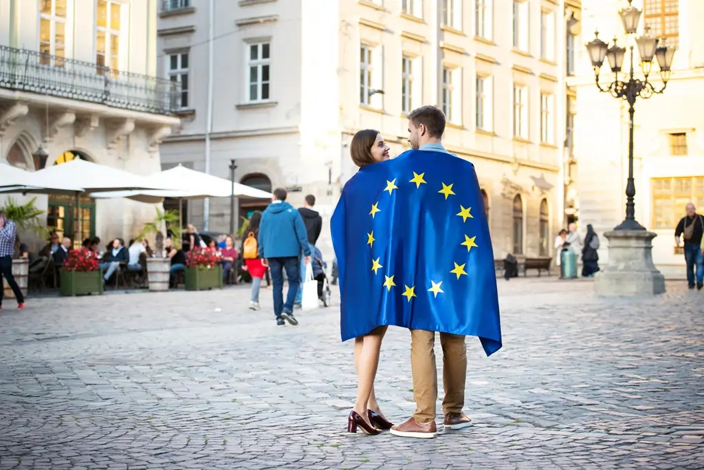 couple european union flag