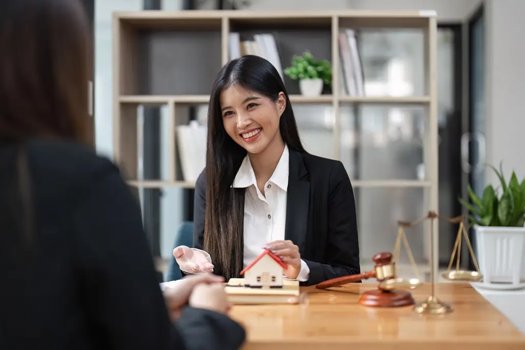 italy golden visa lawyer banking