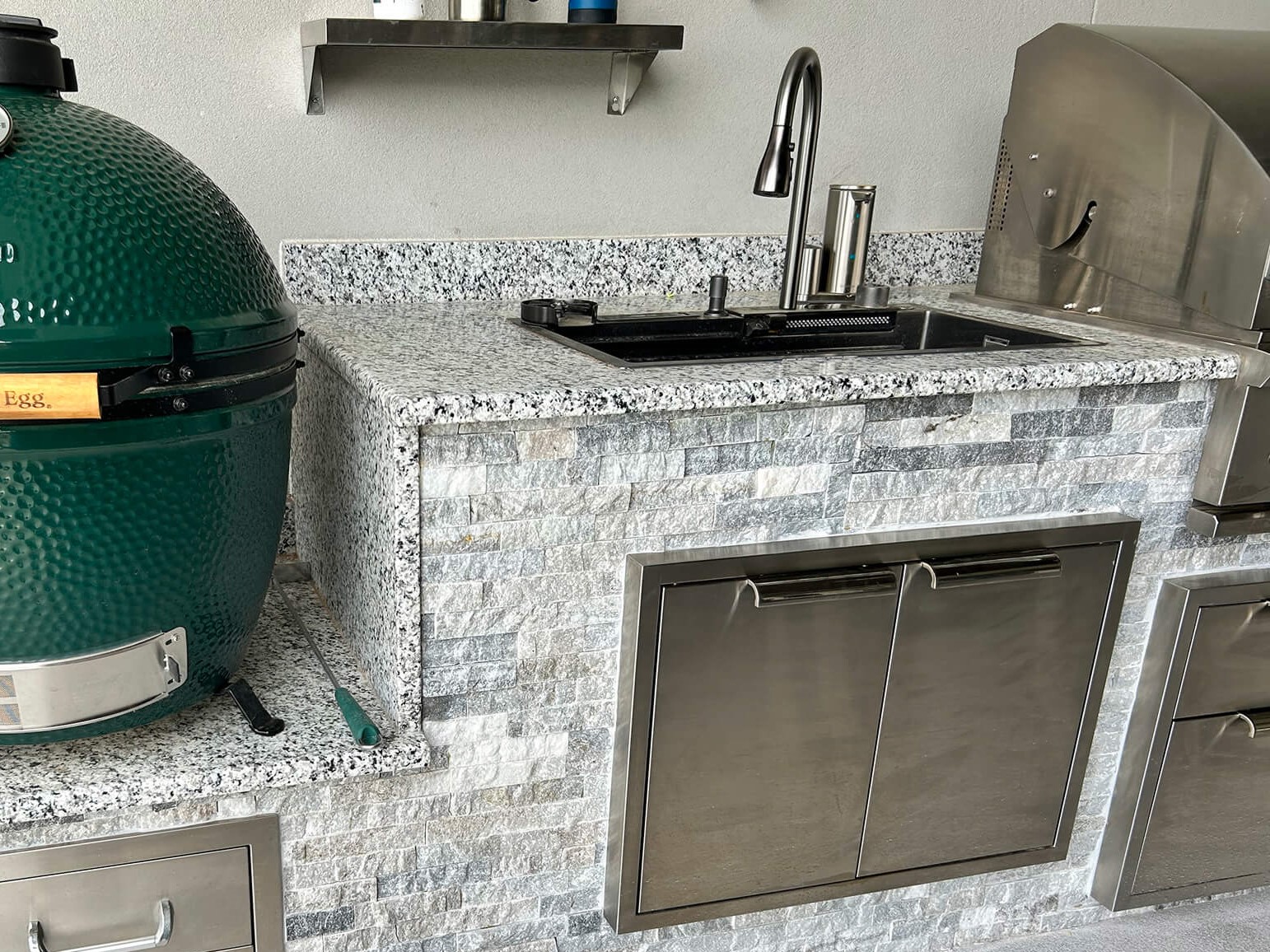 Sinks & Garbage Disposals