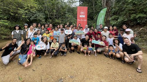 MIX and MELODY River Rangers Get Their Hands Dirty for a Cleaner Tomorrow
