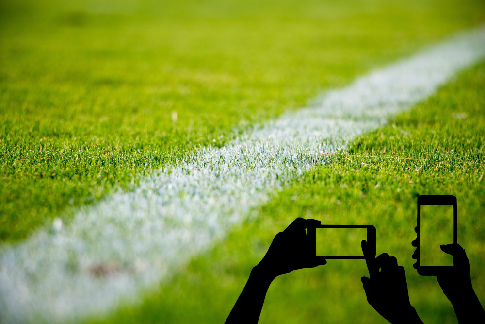 Quelle borne de recharge de téléphone pour un événement sportif ?