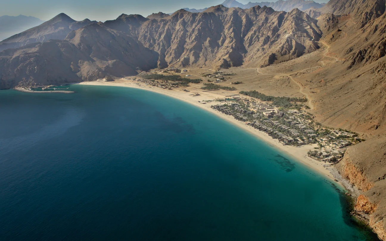 OMAN : ZIGHY BAY
