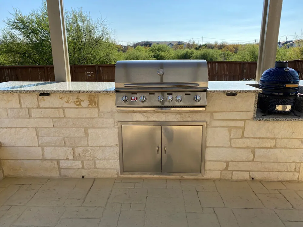 large outdoor kitchen in san antonio