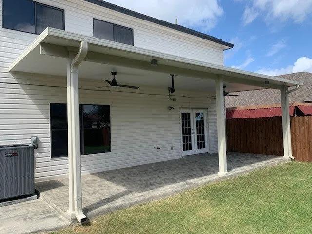 Patio cover in San Antonio backyard.