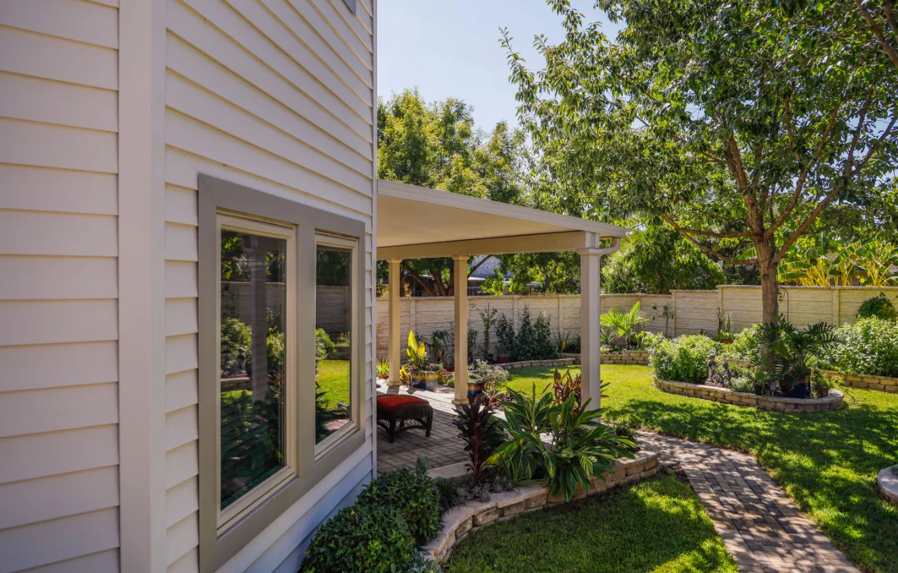 wood patio cover construction in tobin hill texas