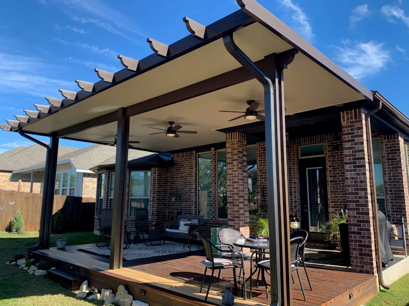 black pergola in westfort alliance texas