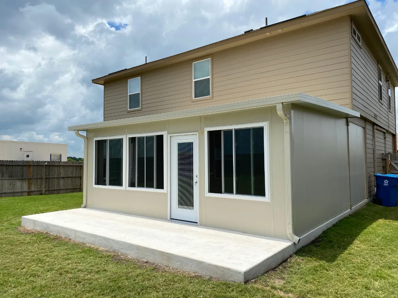 San Antonio home patio enclosure with windows
