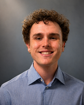 Sebastian Glos's headshot