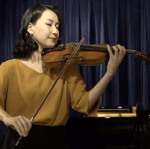 上敷領藍子