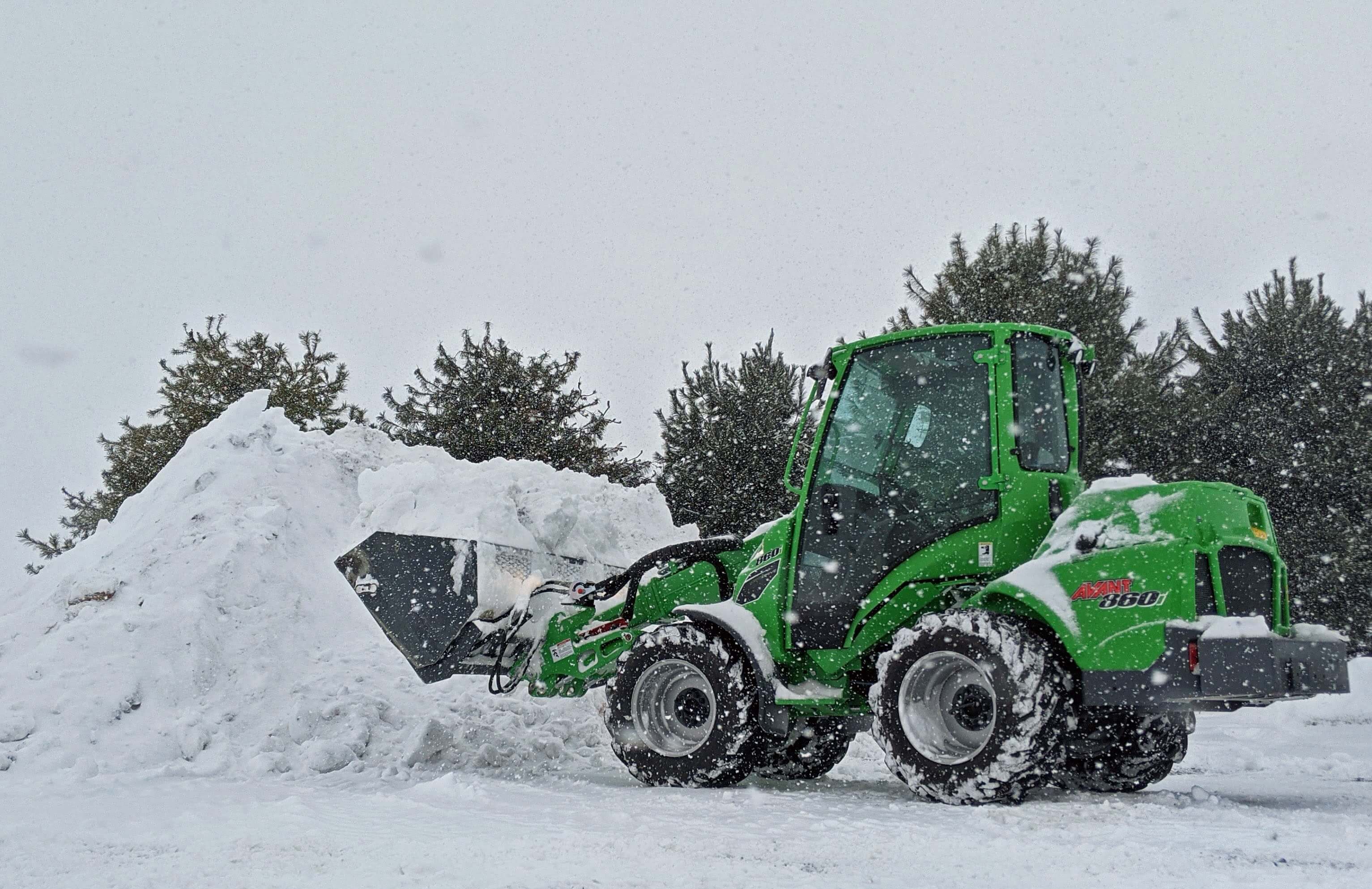 Complete Residential and Commercial Snow Removal