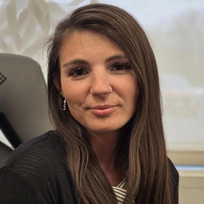 Headshot of addiction counselor, Trinity King