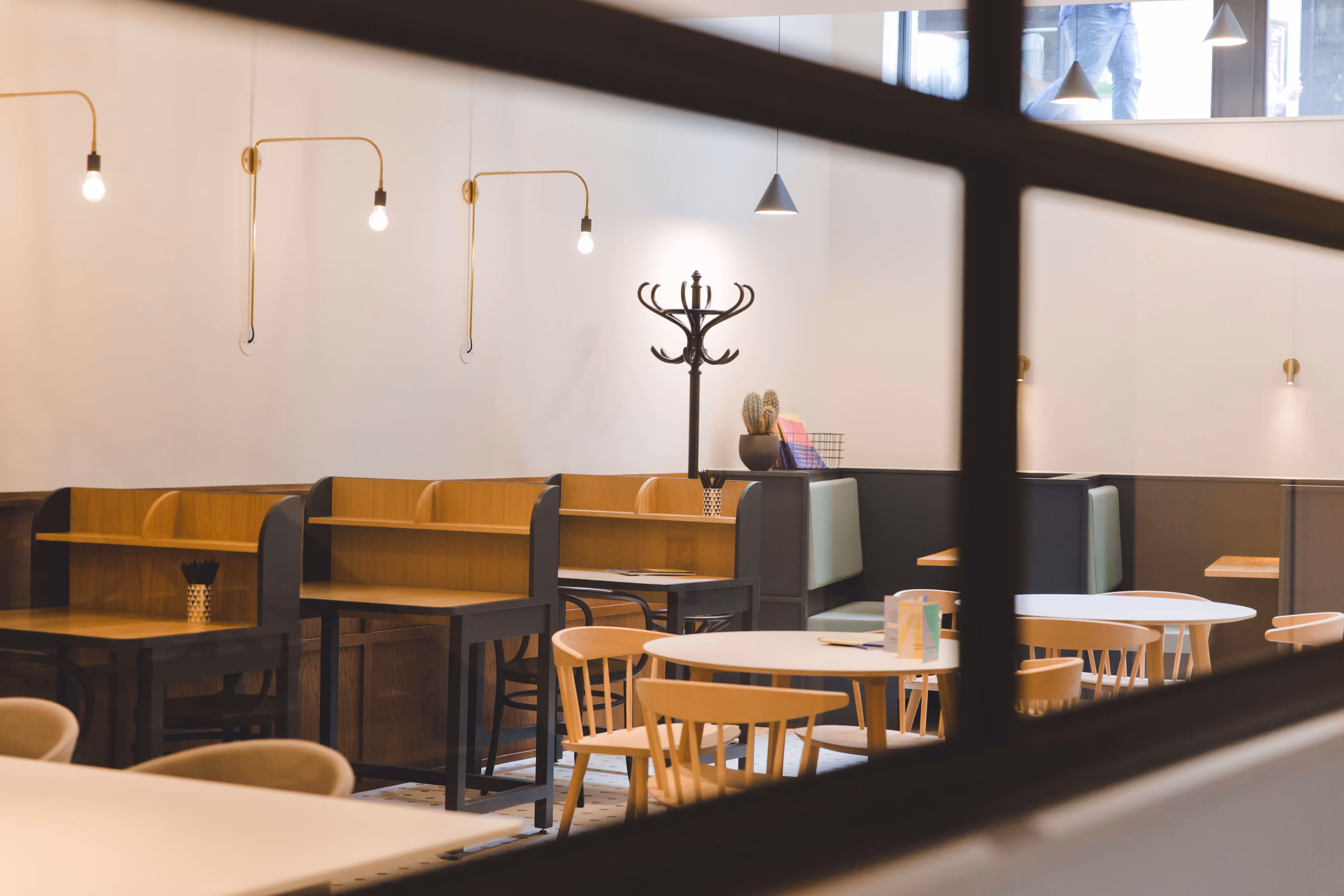 Fora Warnford Court dedicated desks in coworking space