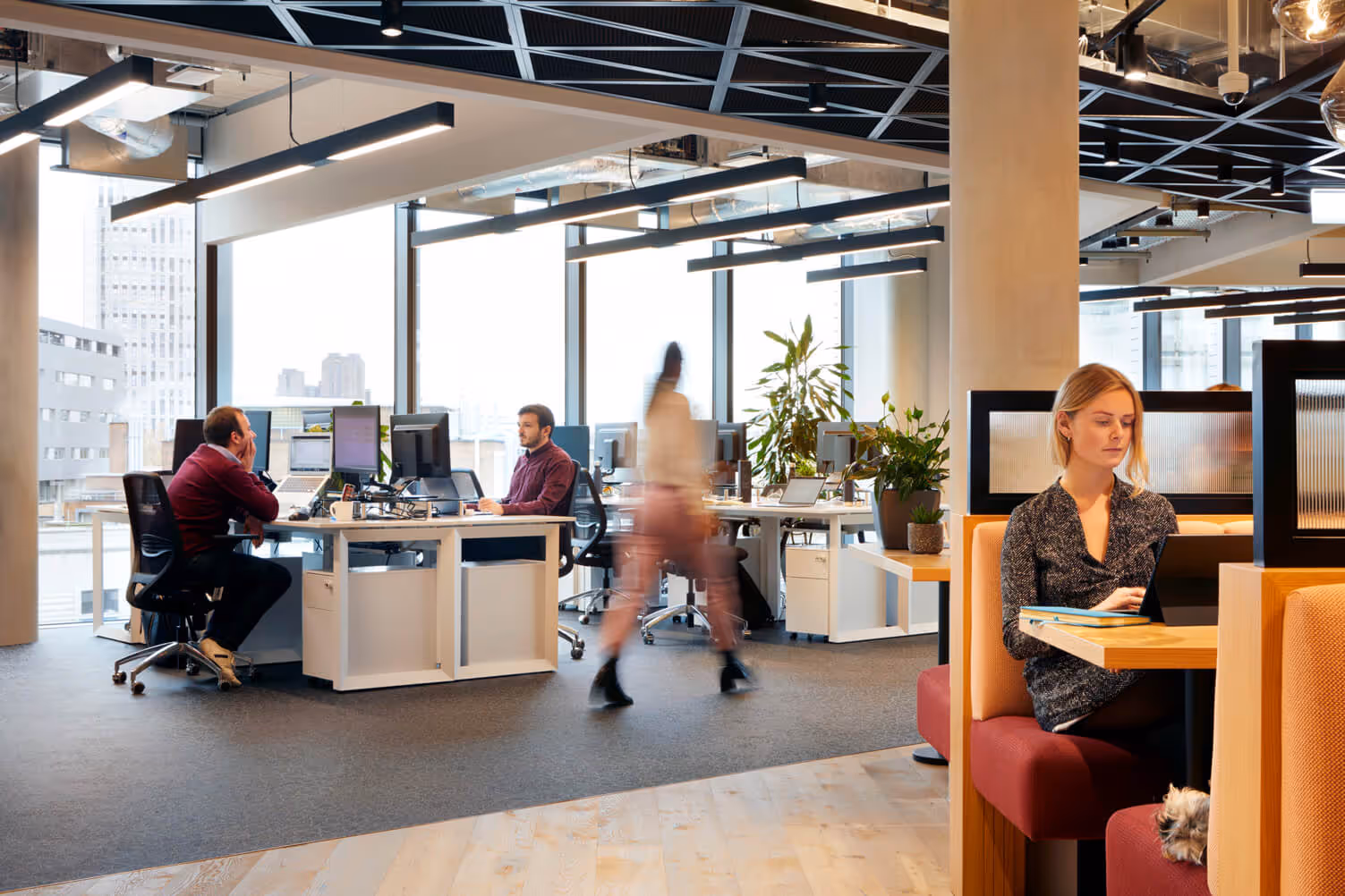 Fora Southwark private and coworking office with people