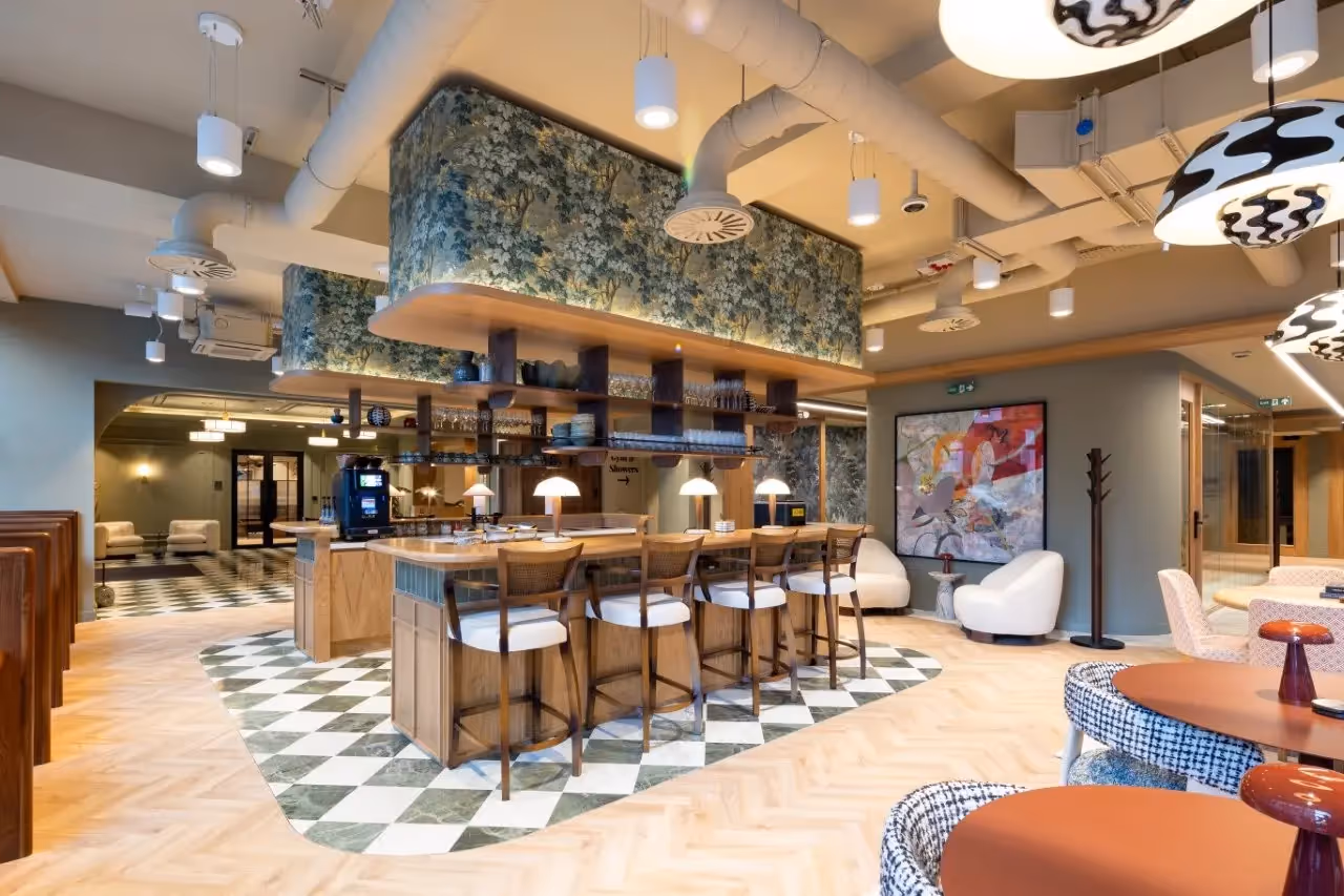 Breakout space in Landmark office space in London