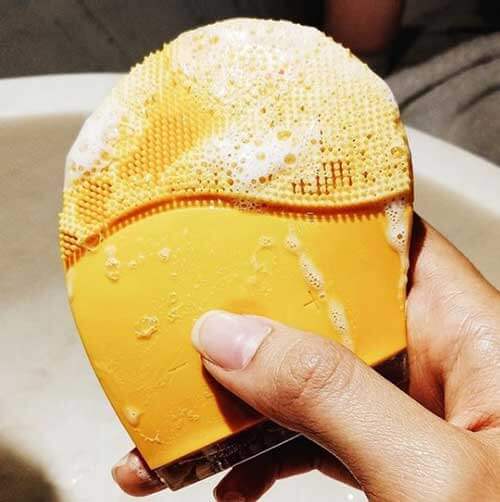 máy rửa mặt Halio