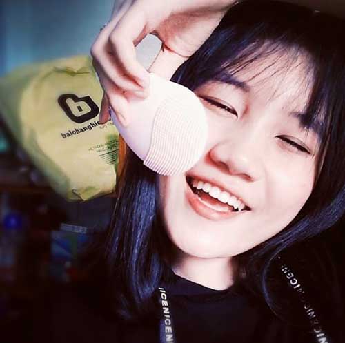 máy rửa mặt Halio