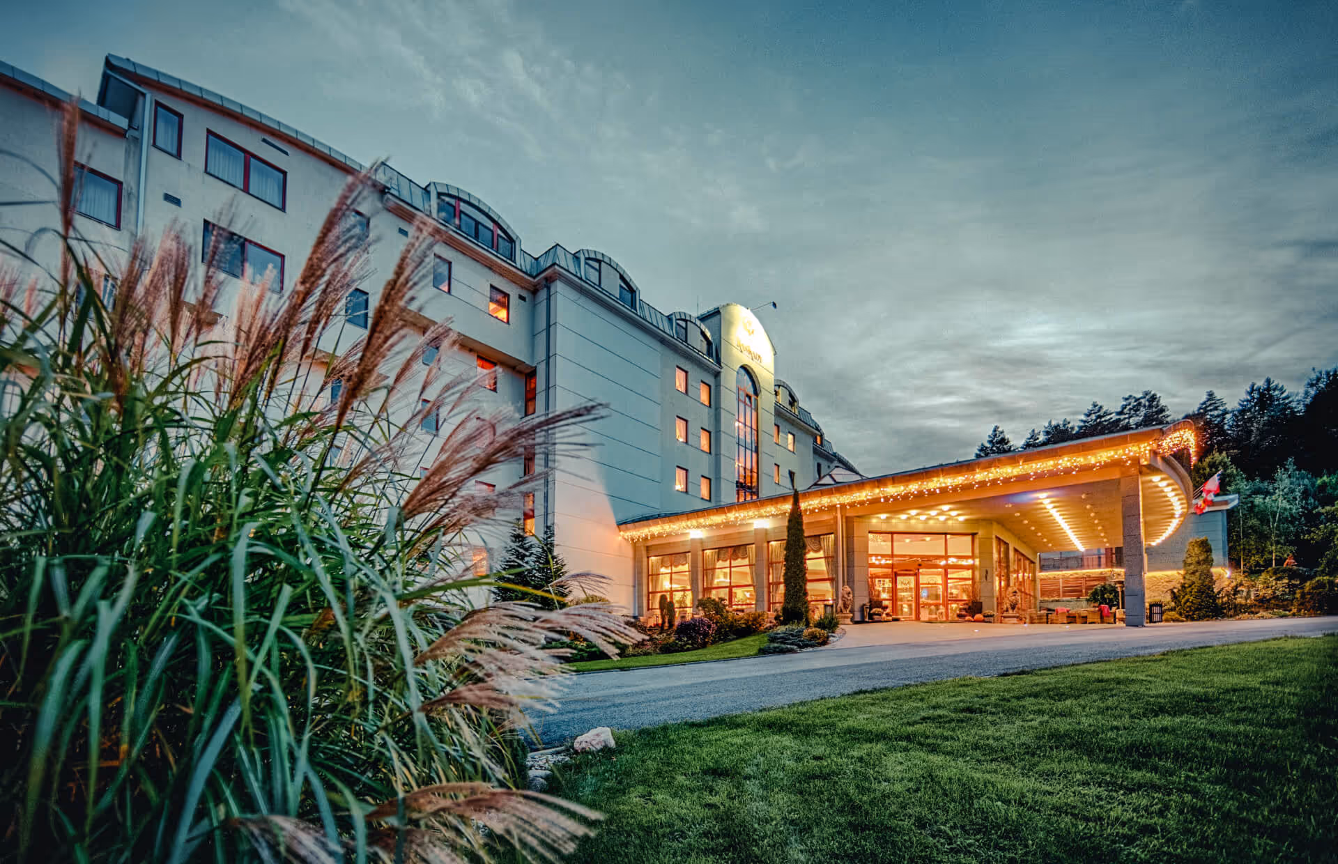 Hotel a Spa Resort Kaskady - hlavný vchod