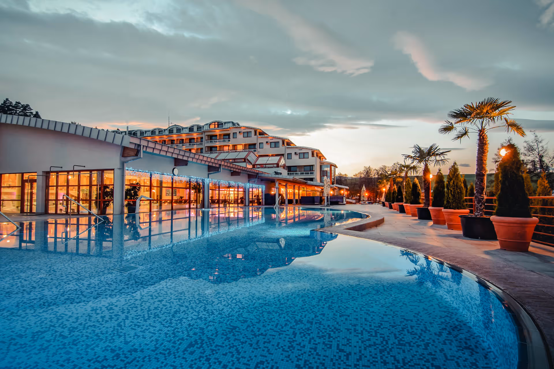 Hotel a Spa Resort Kaskady s vonkajším bazénom