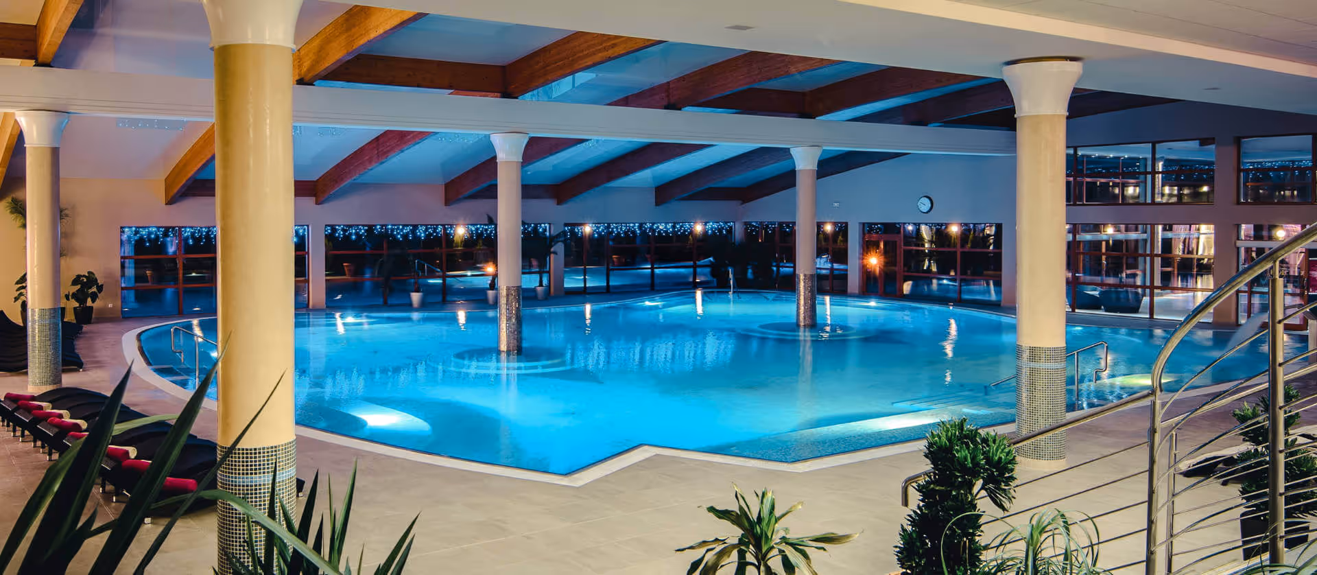 Termálne vnútorné bazény Kaskady