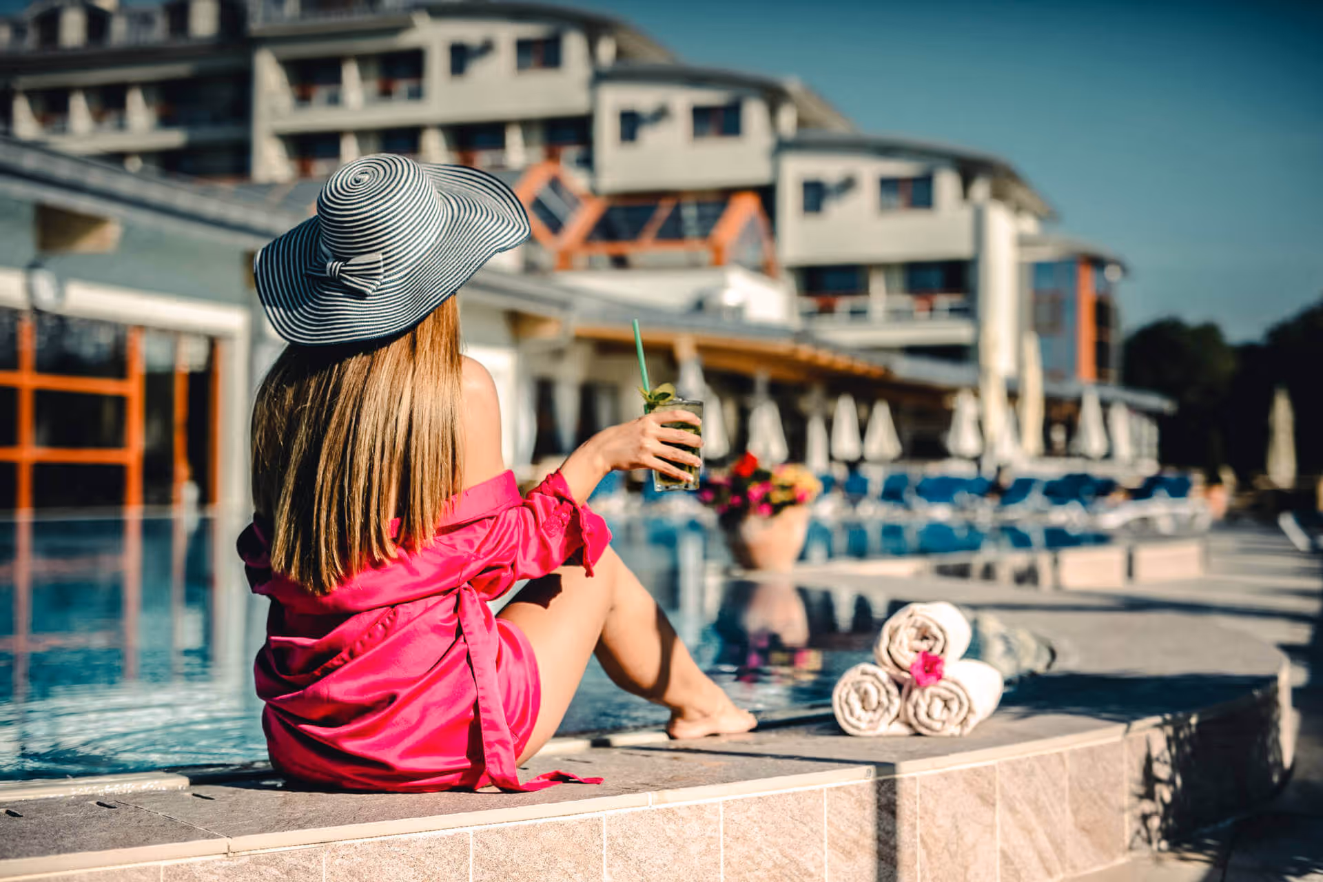 Termálny vonkajší bazén vo wellness a spa resorte Kaskady