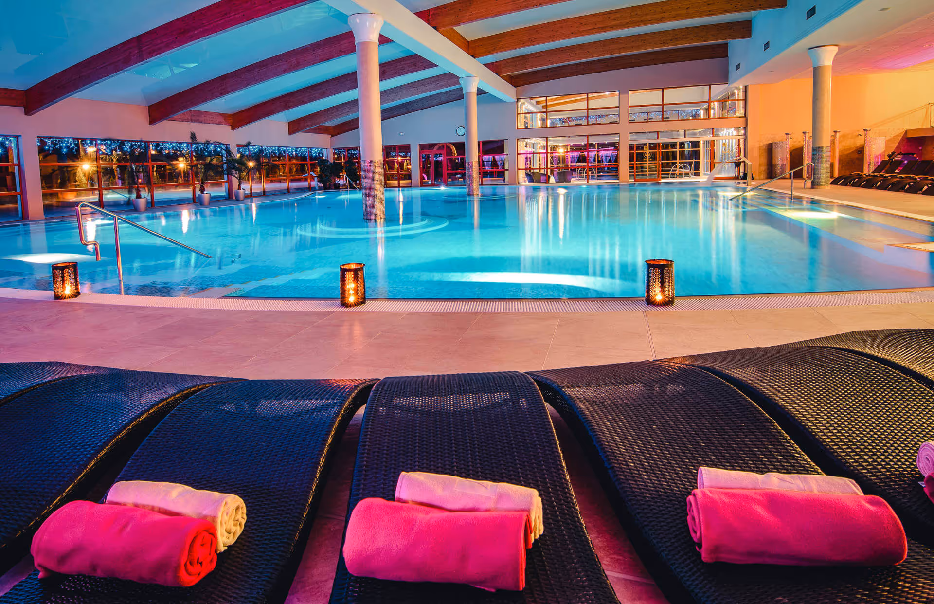 Termálne vnútorné bazény Kaskady