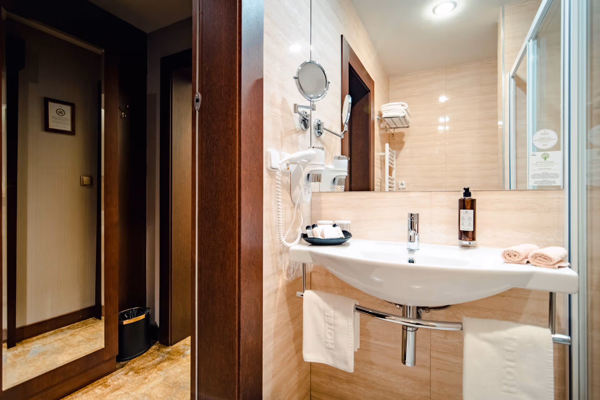2-rooms suite LUX | Hotel & Spa Resort Kaskady #hotelkaskady