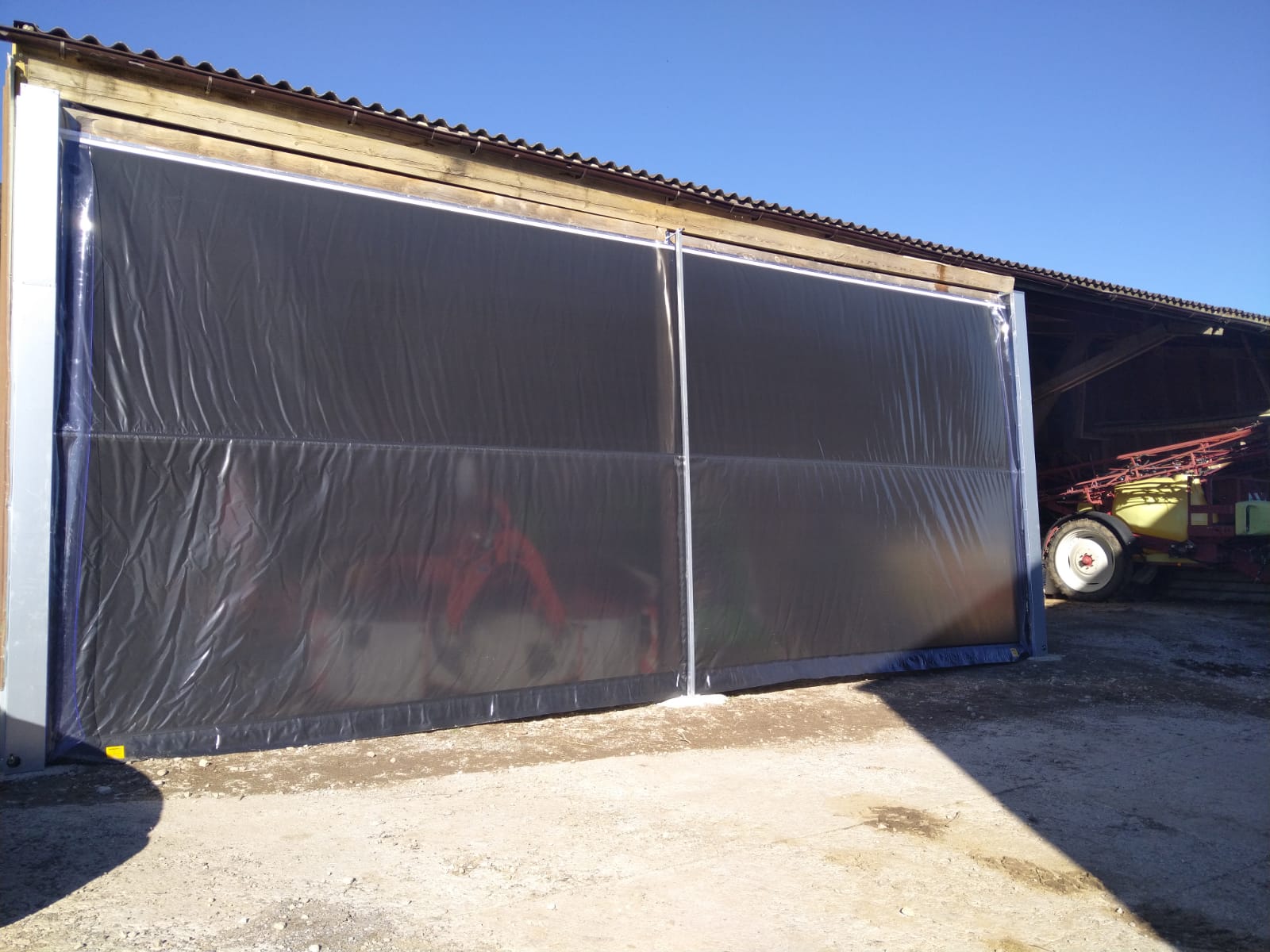 Installation d'une porte à enroulement