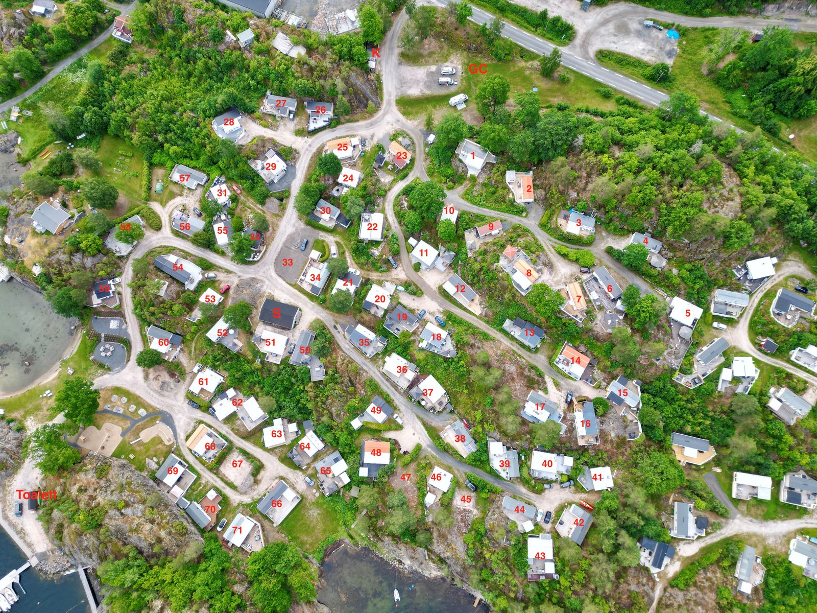 Plassekart over Kragerøfjorden Camping med nummererte plasser