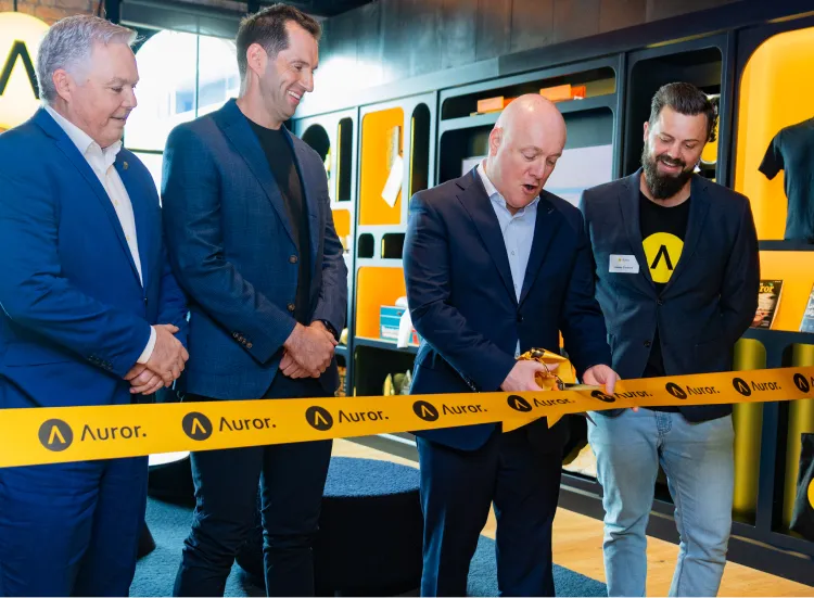 Auror hosts New Zealand Prime Minister for opening of new Auckland headquarters