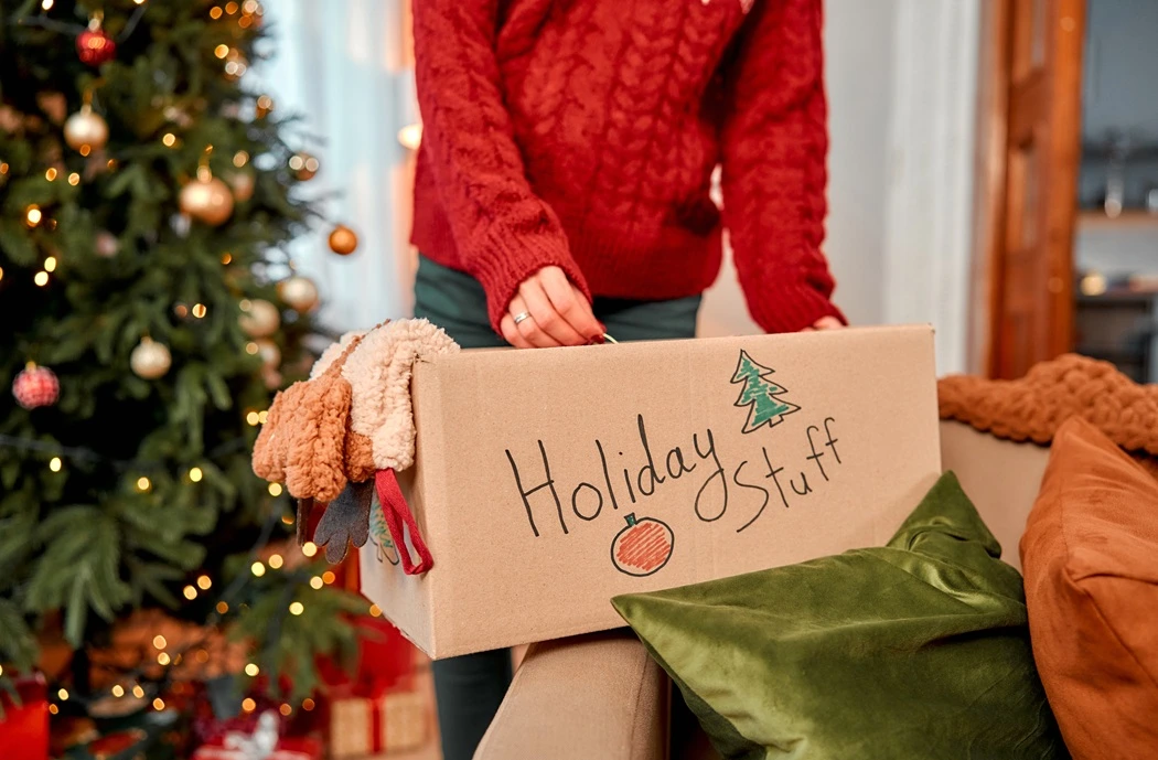 Pack Your Holiday Decorations