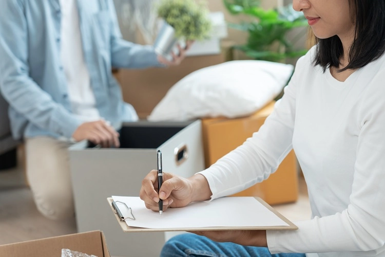 important documents to take when moving out