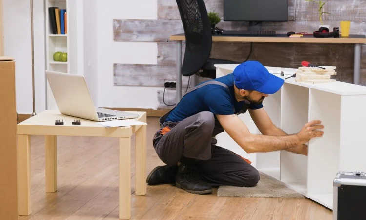 do movers disassemble furniture