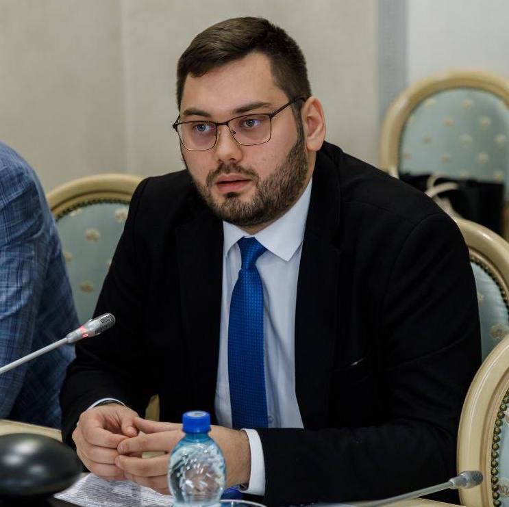 Дмитрий Гуляев
