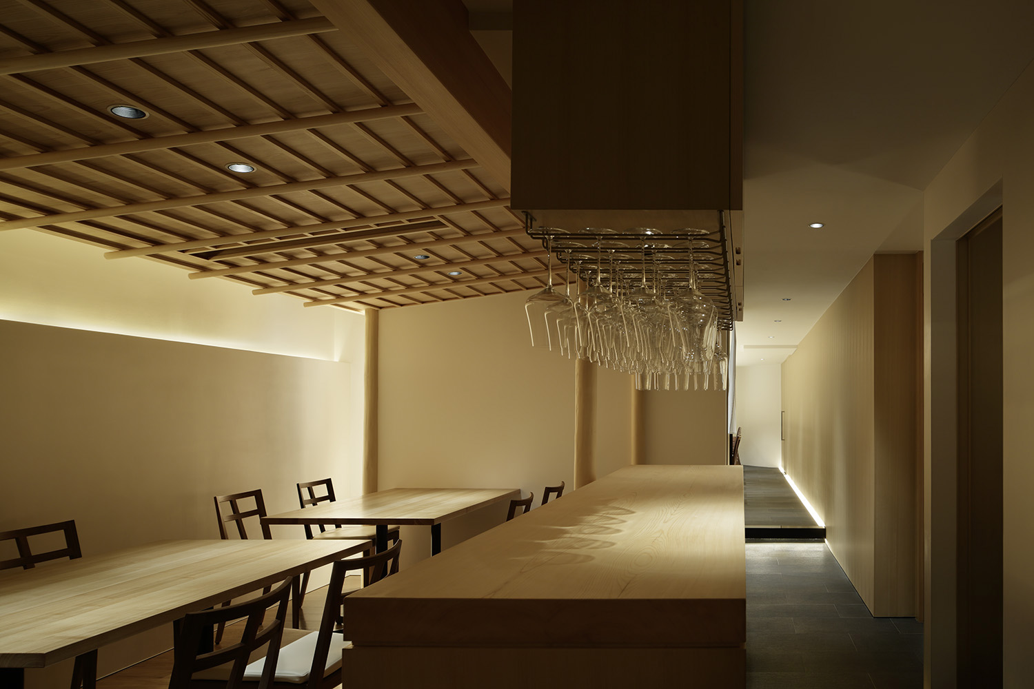 東京都の日本料理・ふぐ・かに料理店の内装デザイン事例(株式会社ア・ファクトリー) 東京都の日本料理・ふぐ・かに料理店の内装デザイン事例(株式会社ア・ファクトリー)