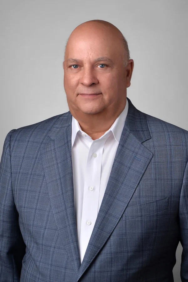 Portrait of David Weinraub