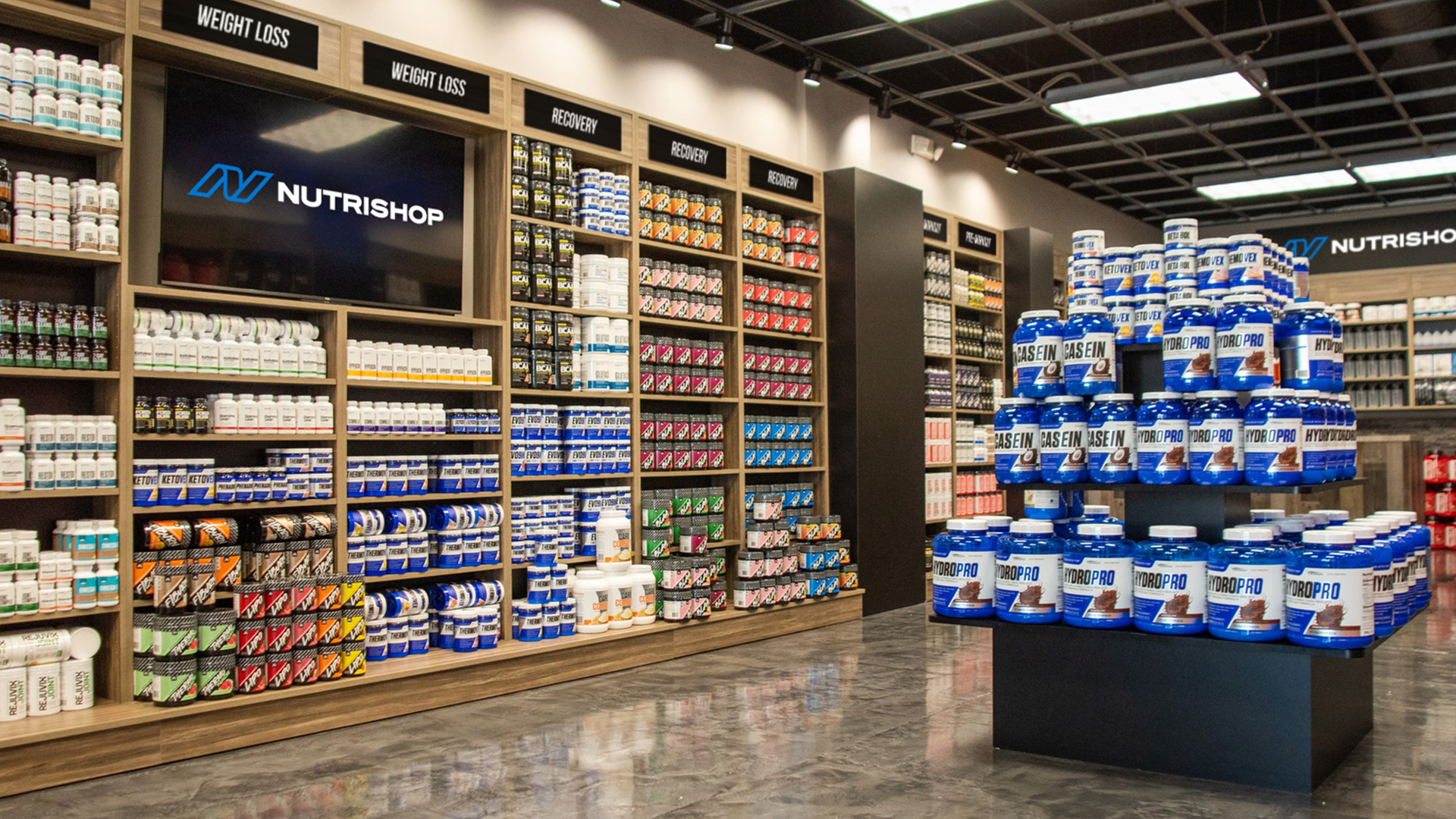 The interior of a Nutrishop store