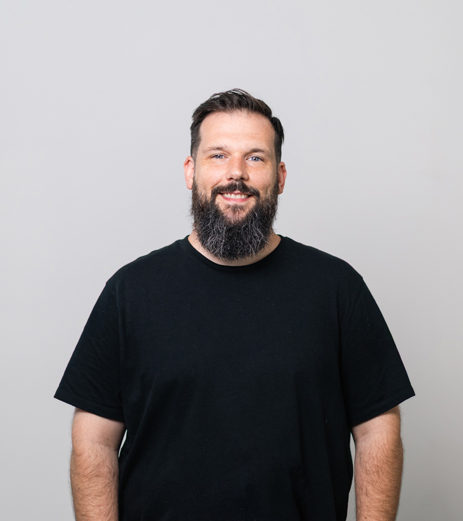 a happy looking smiling woman