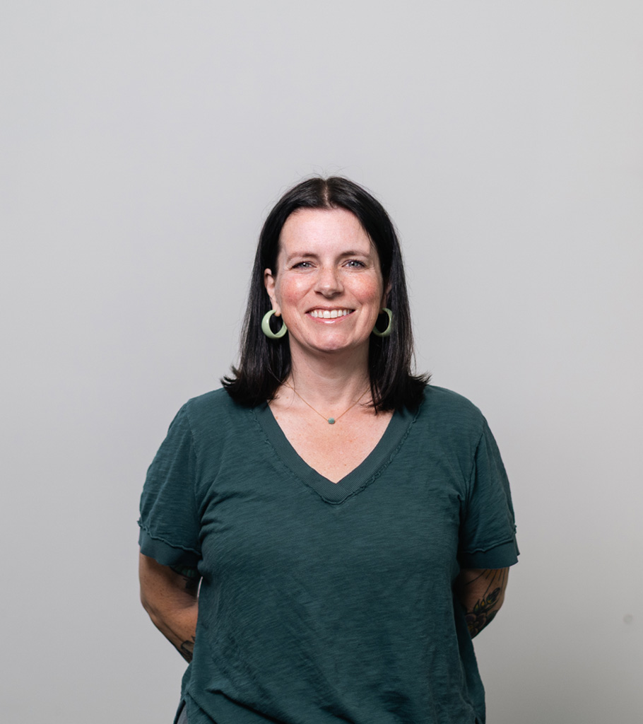 a happy looking smiling woman