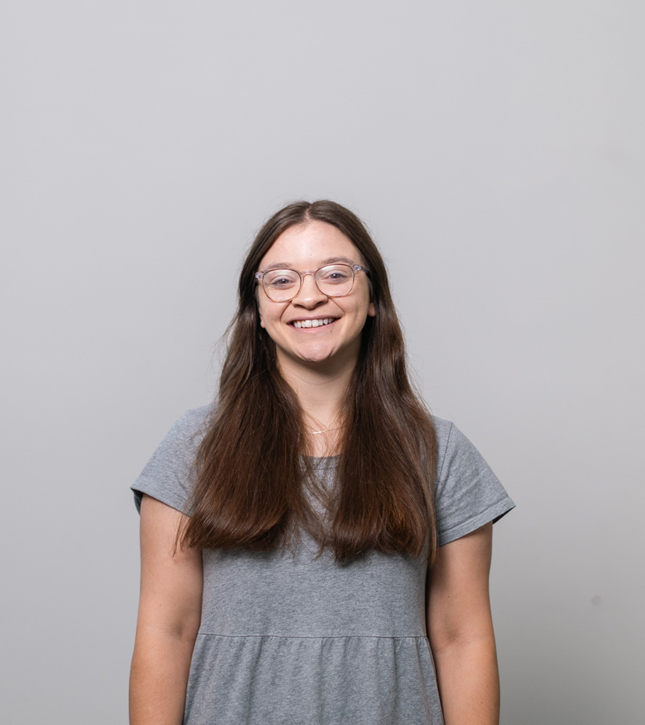 a happy looking smiling woman