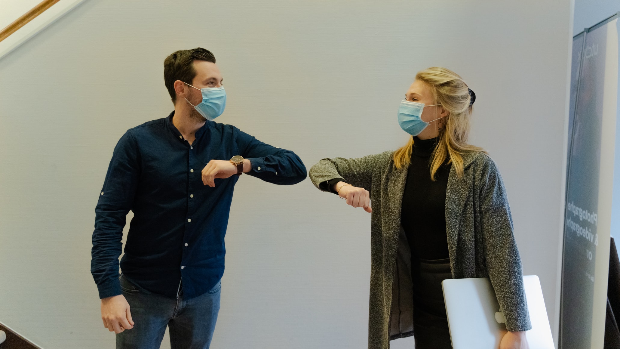 8 Networking Tips to Help You Make Stronger Business Connections in 2022