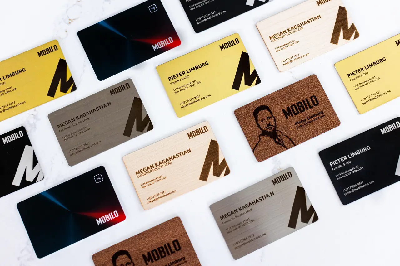 Navigating the Evolution of Business Cards: A Comprehensive Look at Technological Innovations