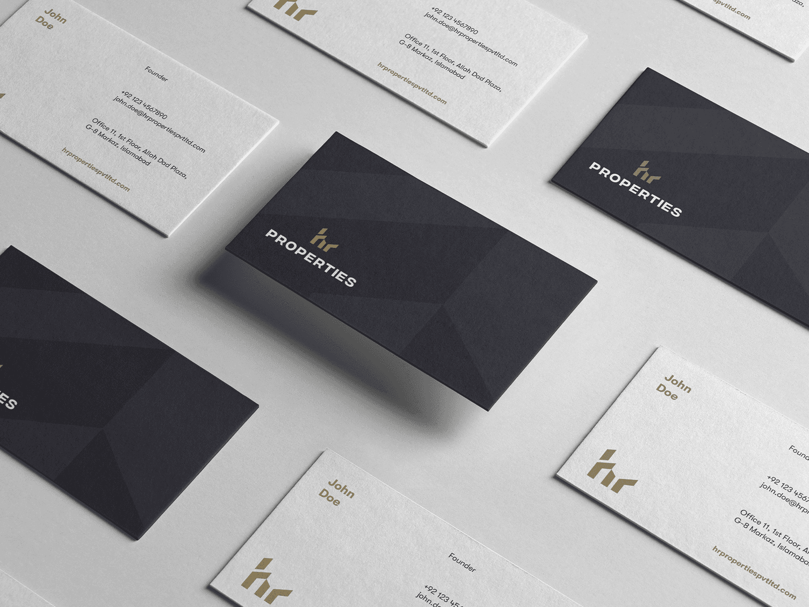 Business cards use high-end finishes - Business Card Trends