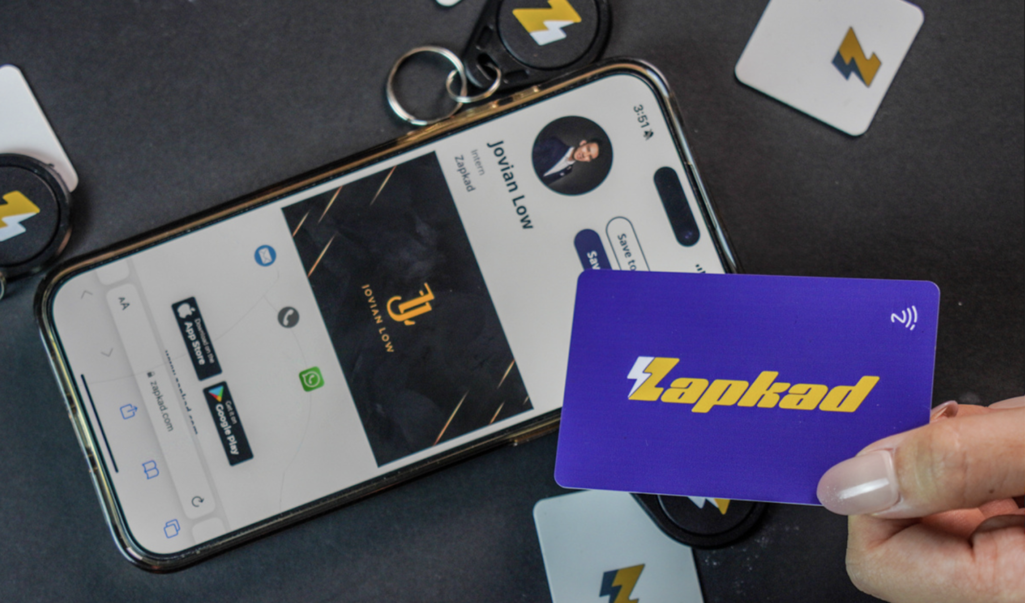 What are NFC Business Cards and the Top Tools to Create Them Easily